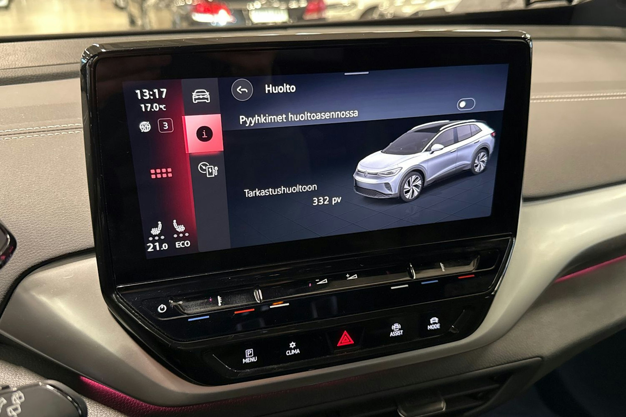 valkoinen Volkswagen ID.4 2023 kuva 23.