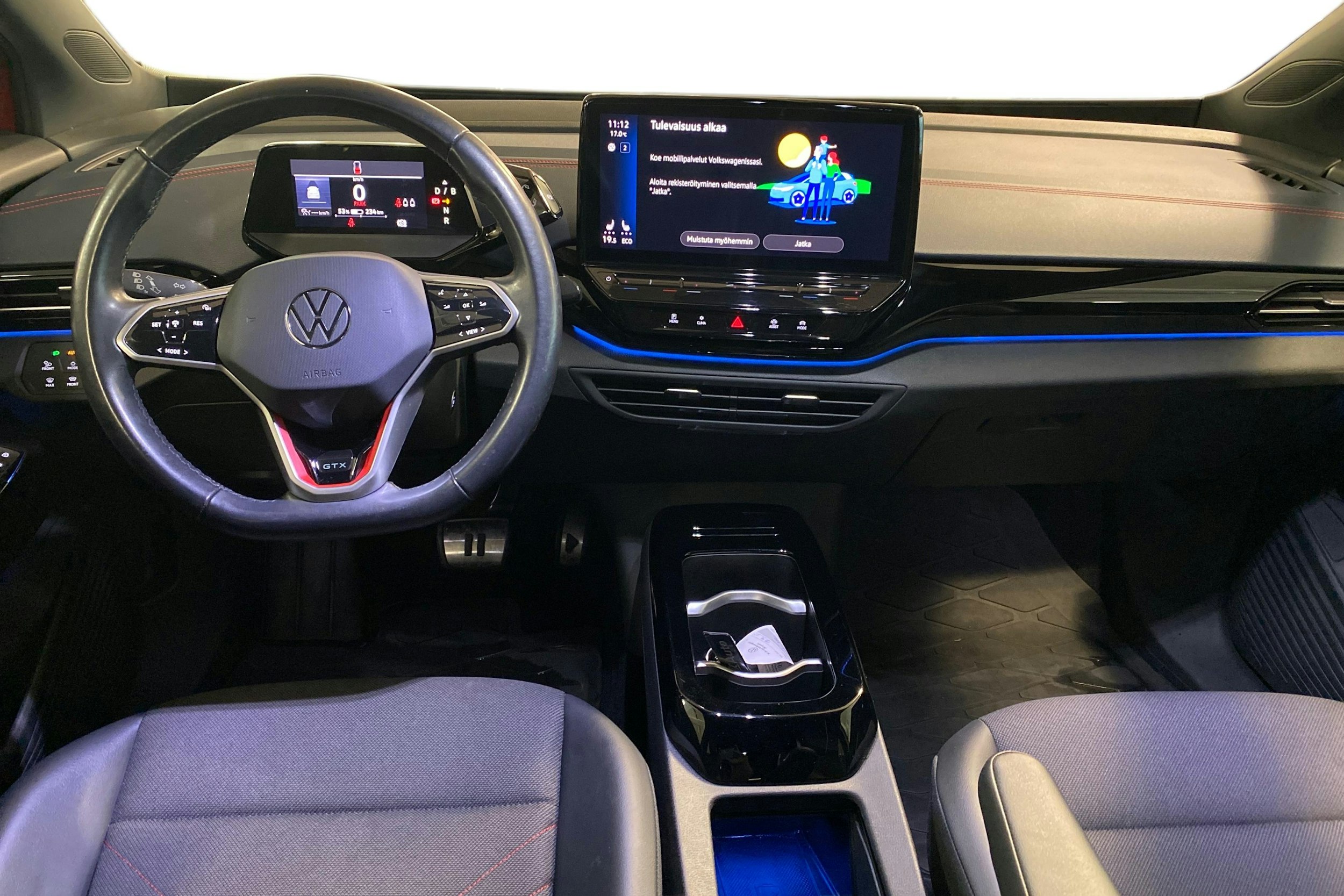 punainen Volkswagen ID.4 2022 kuva 9.