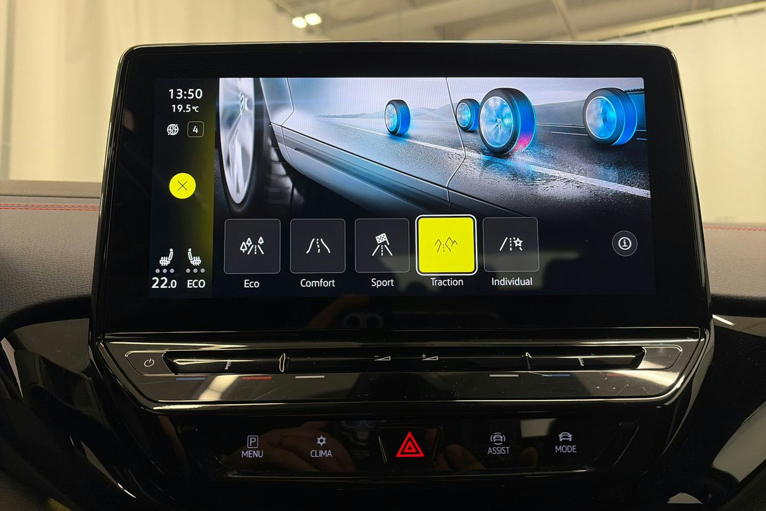 musta Volkswagen ID.4 2022 kuva 26.