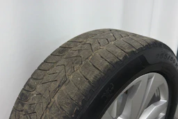 harmaa Volkswagen ID.4 2022 kuva 12.