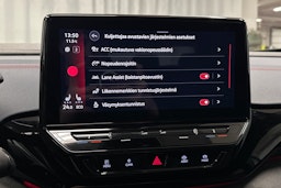 valkoinen Volkswagen ID.4 2022 kuva 22.