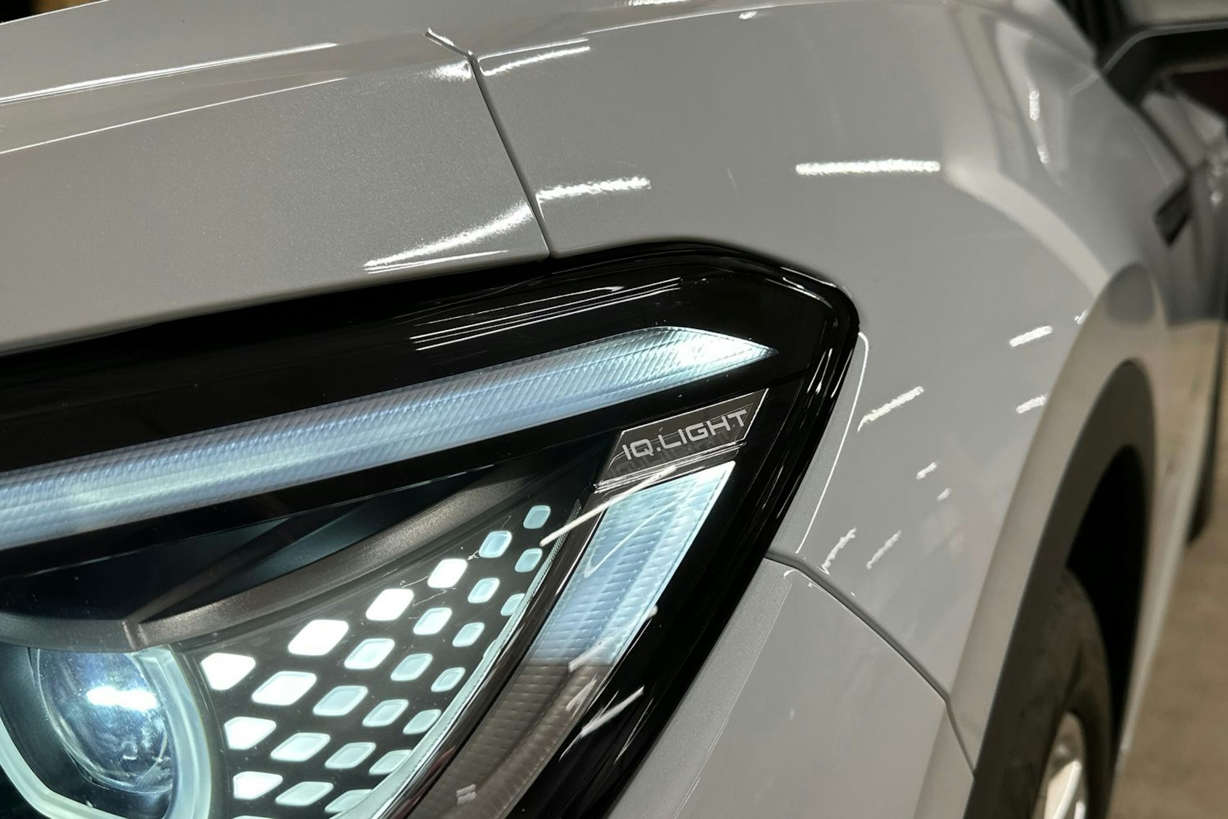 valkoinen Volkswagen ID.4 2022 kuva 31.