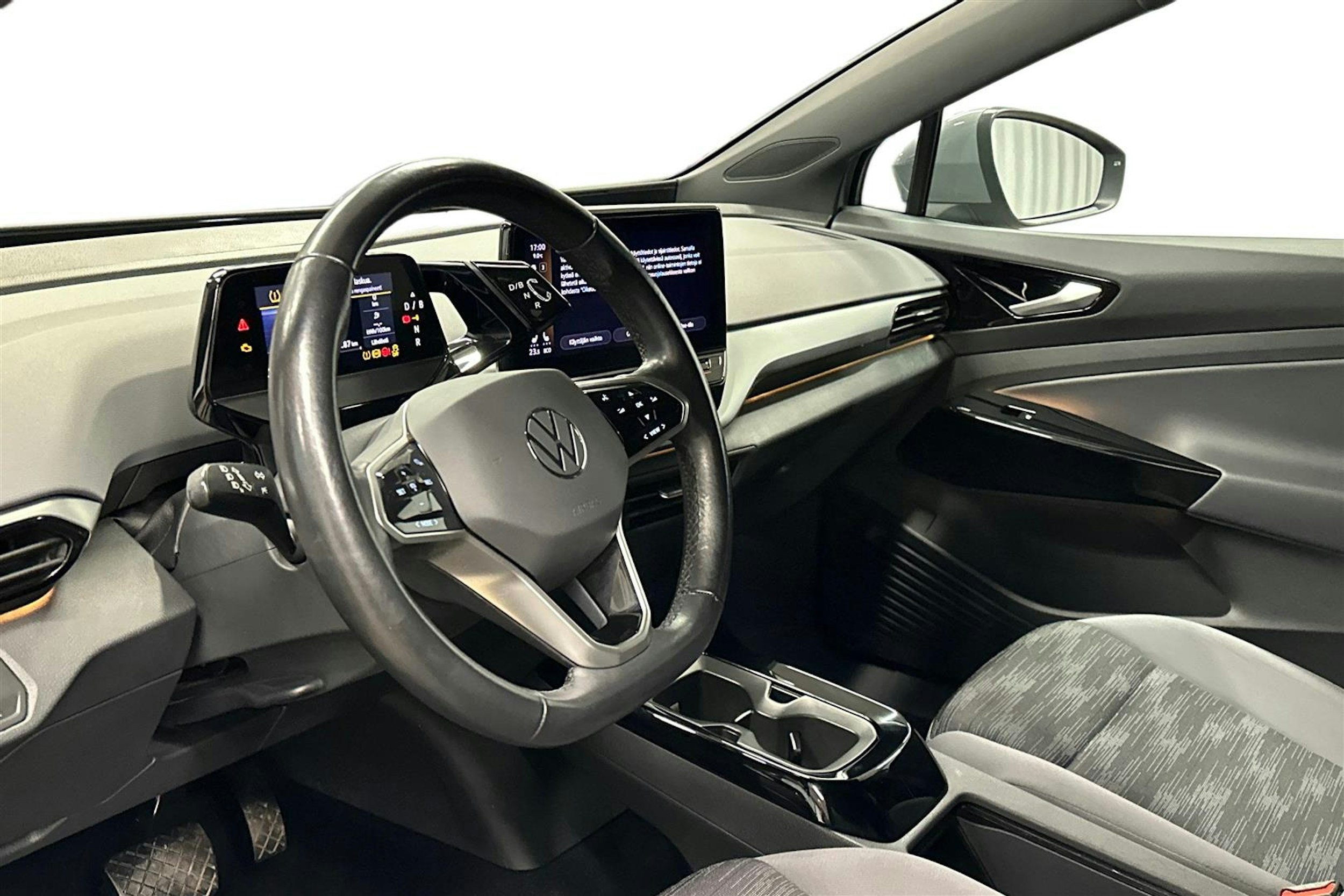 harmaa Volkswagen ID.4 2022 kuva 6.