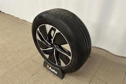 harmaa Volkswagen ID.4 2022 kuva 10.