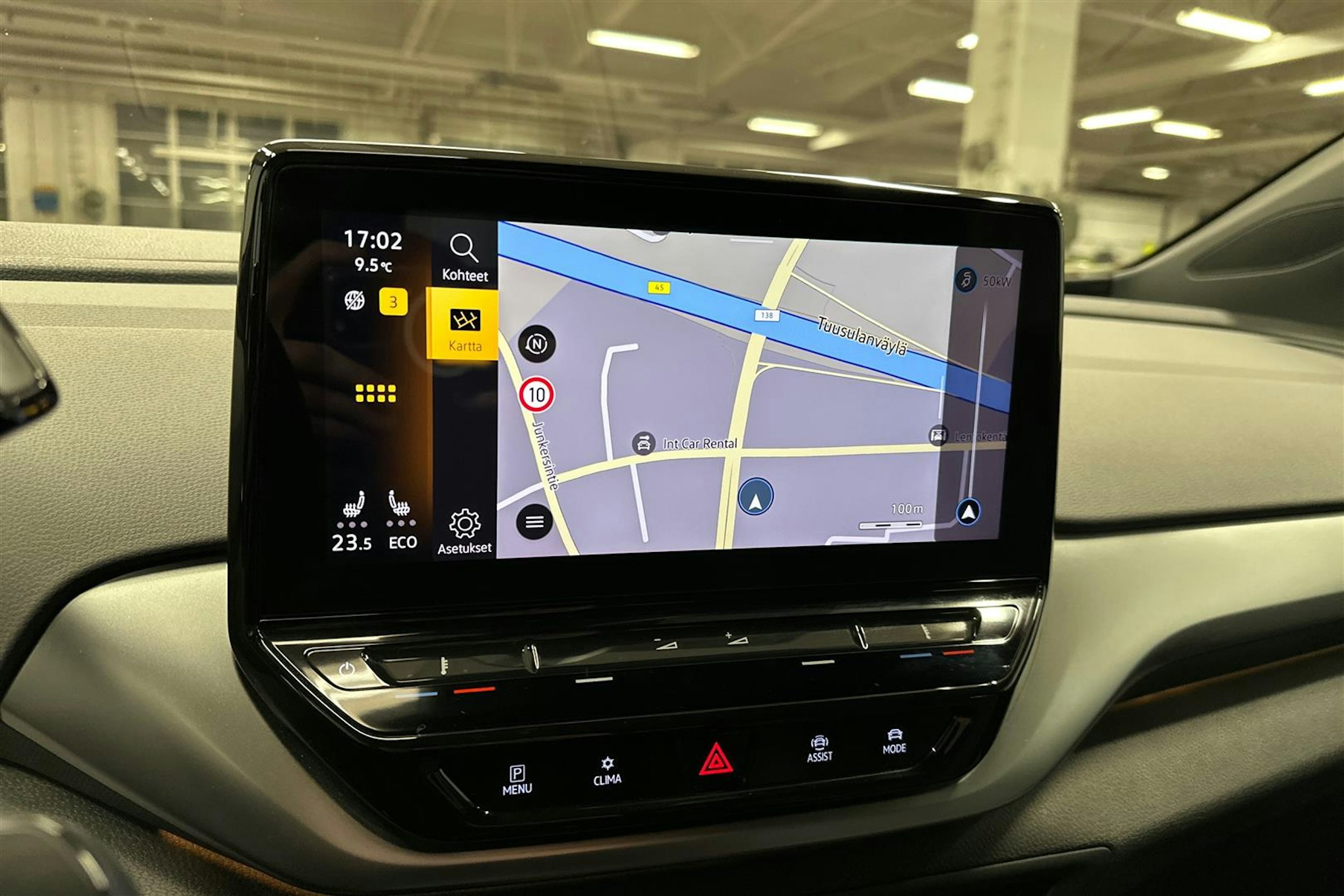 harmaa Volkswagen ID.4 2022 kuva 19.