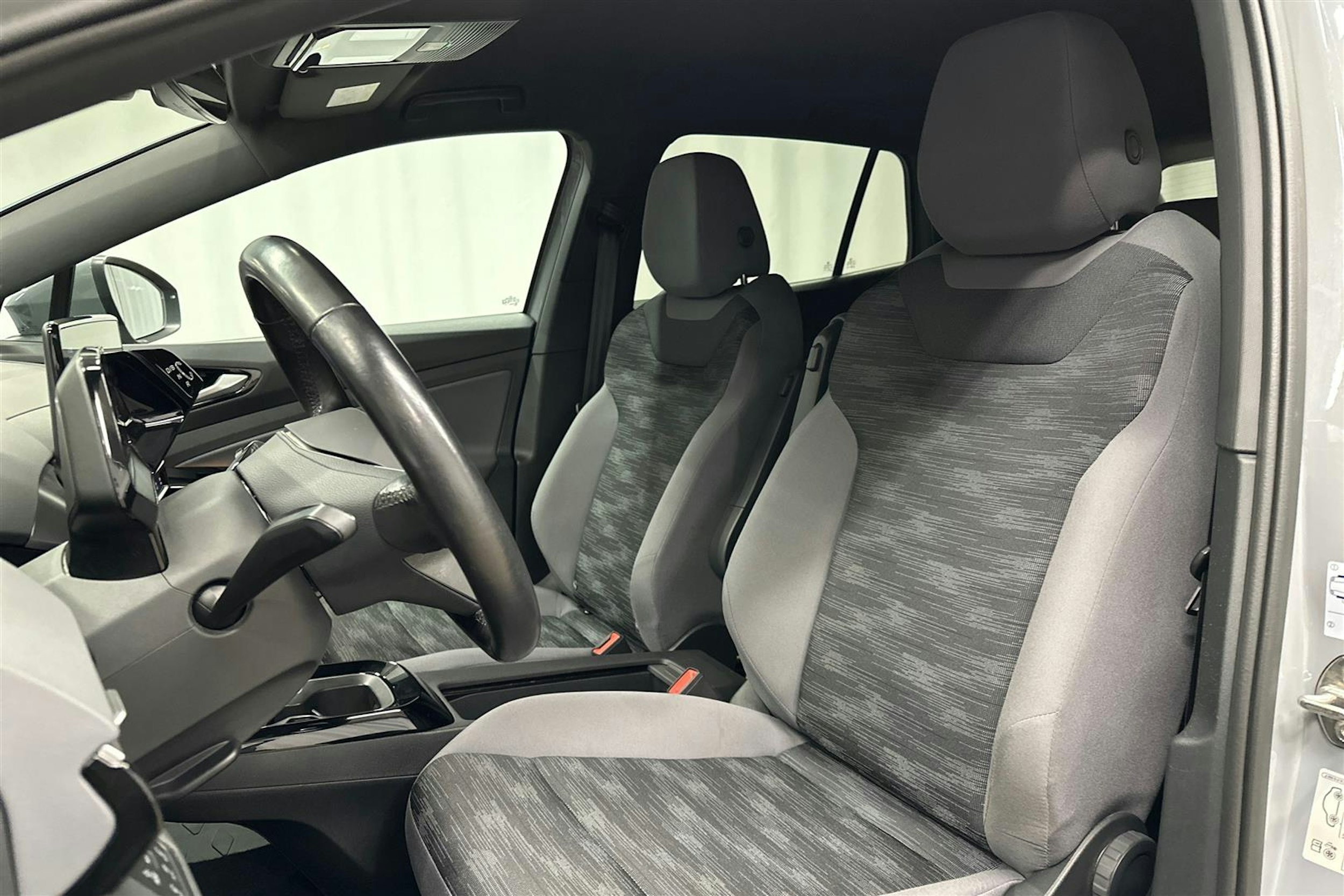 harmaa Volkswagen ID.4 2022 kuva 23.