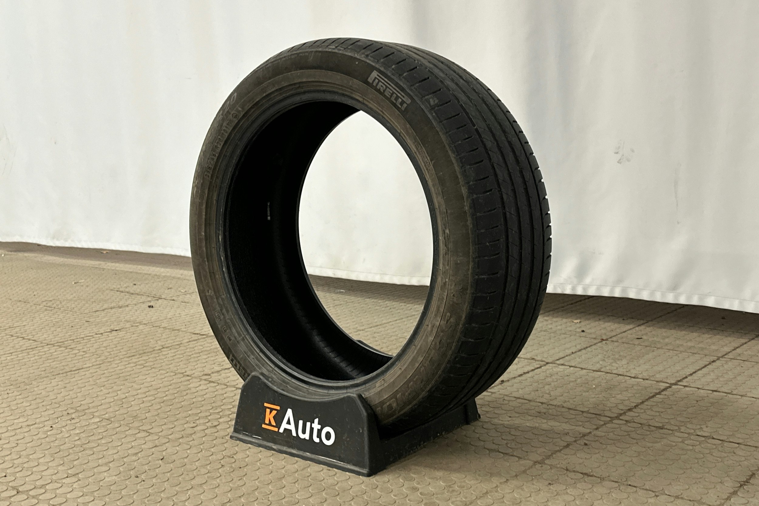 hopea Volkswagen ID.4 2022 kuva 13.