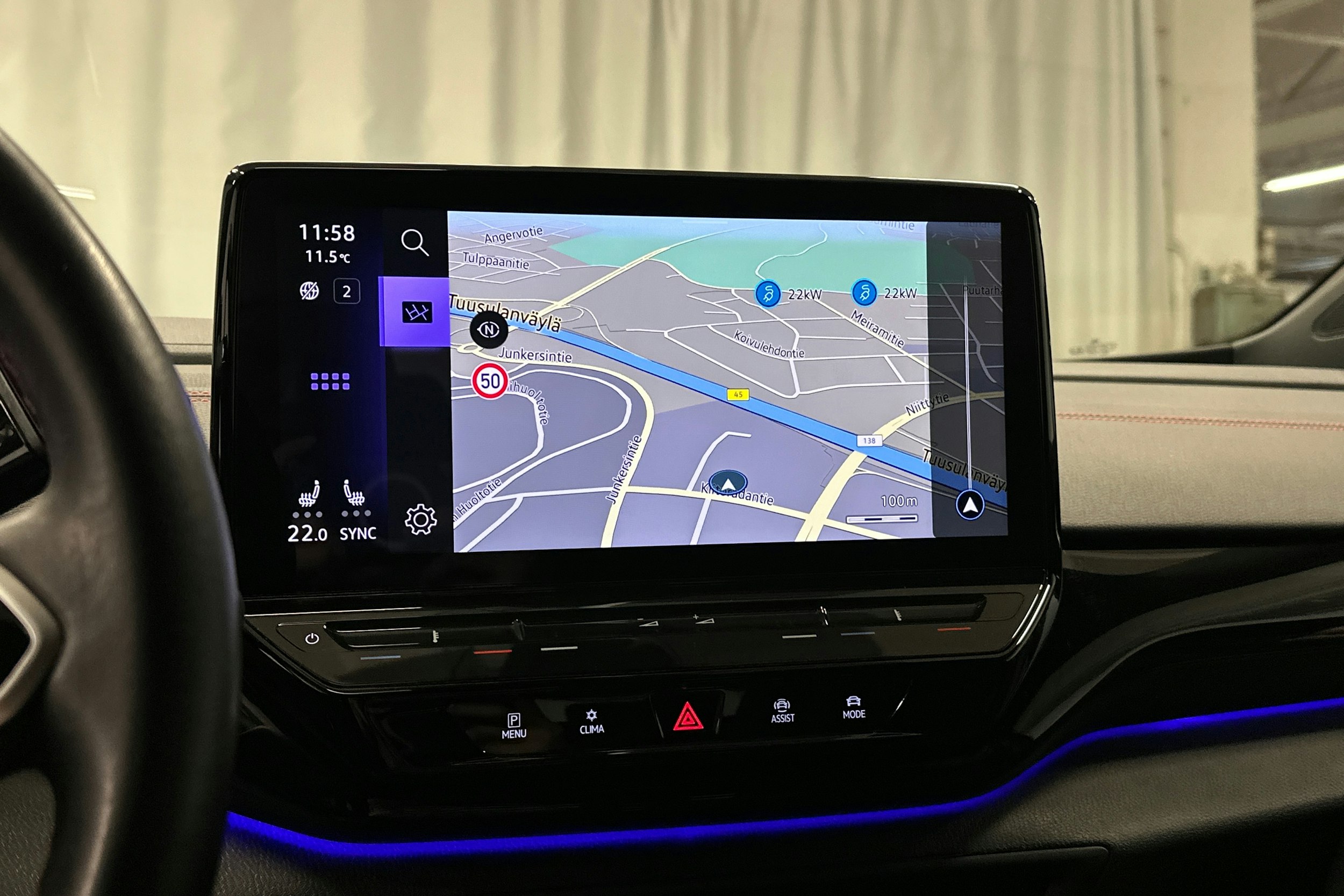 punainen Volkswagen ID.4 2022 kuva 22.