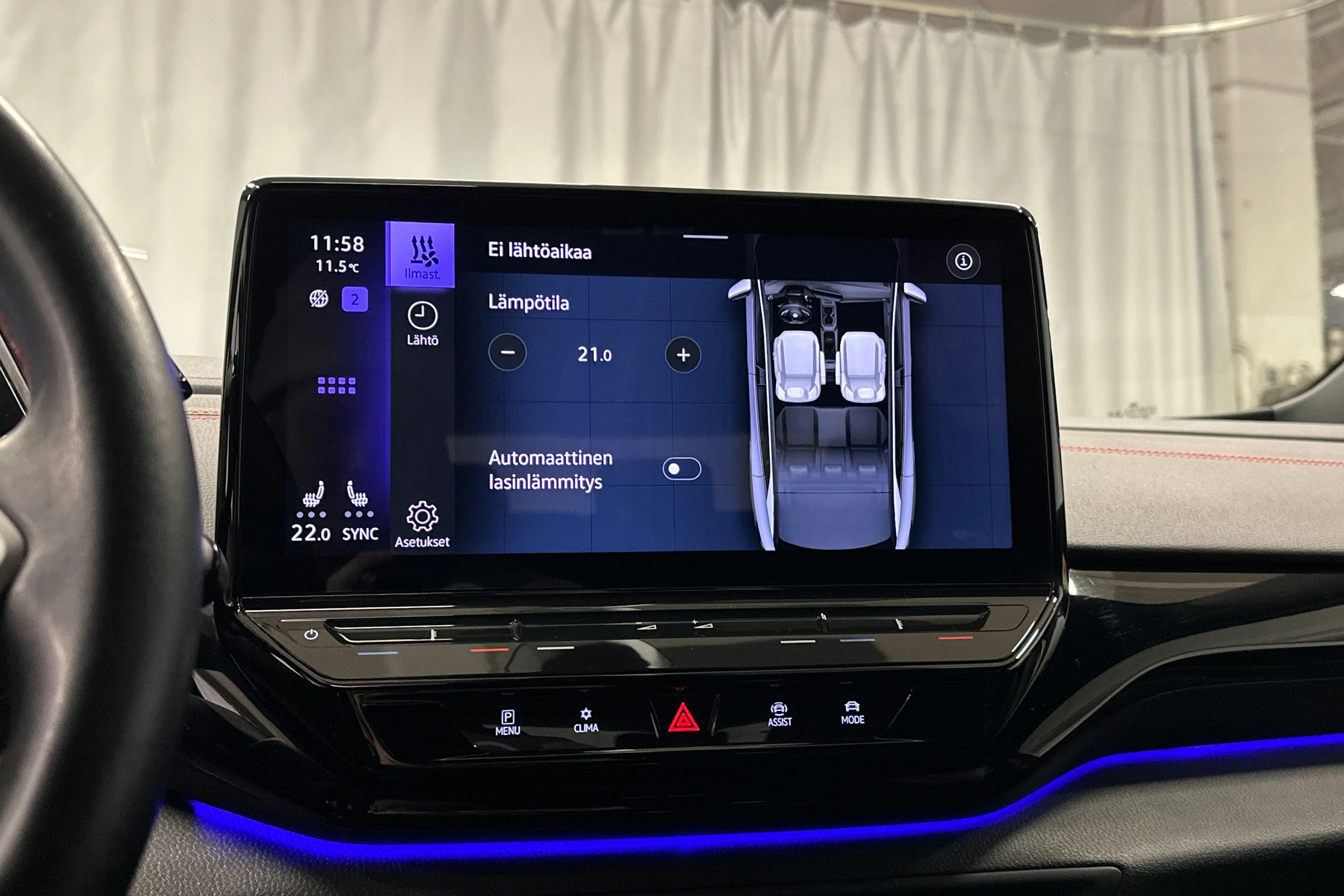 punainen Volkswagen ID.4 2022 kuva 24.