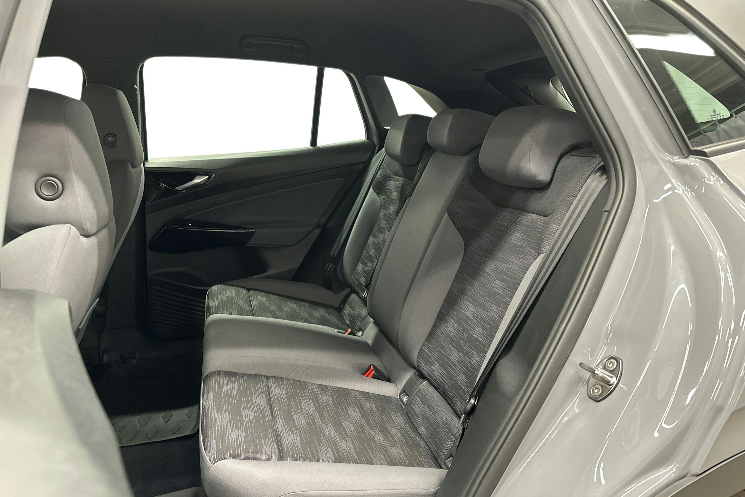 harmaa Volkswagen ID.4 2022 kuva 10.