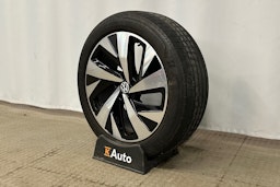 harmaa Volkswagen ID.4 2023 kuva 13.