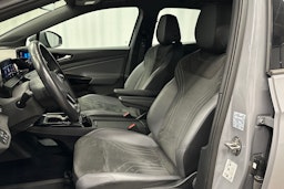 harmaa Volkswagen ID.4 2023 kuva 15.