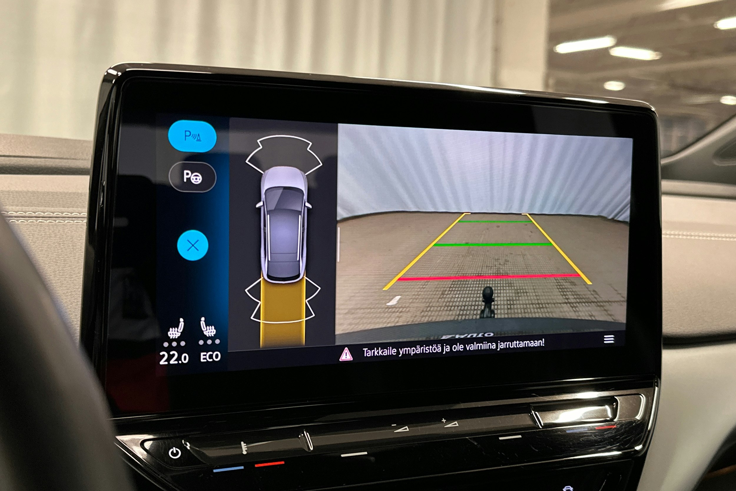 harmaa Volkswagen ID.4 2023 kuva 22.