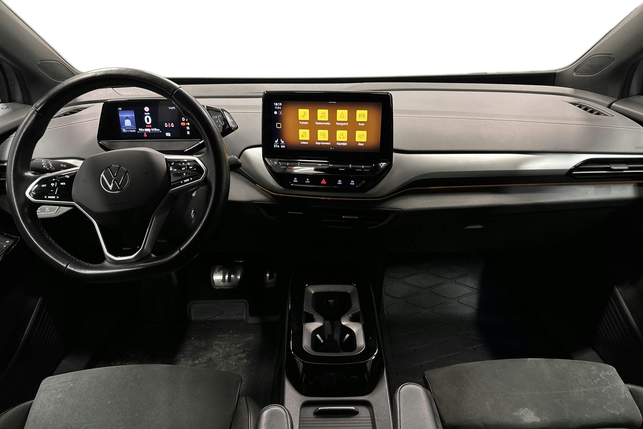 harmaa Volkswagen ID.4 2023 kuva 9.