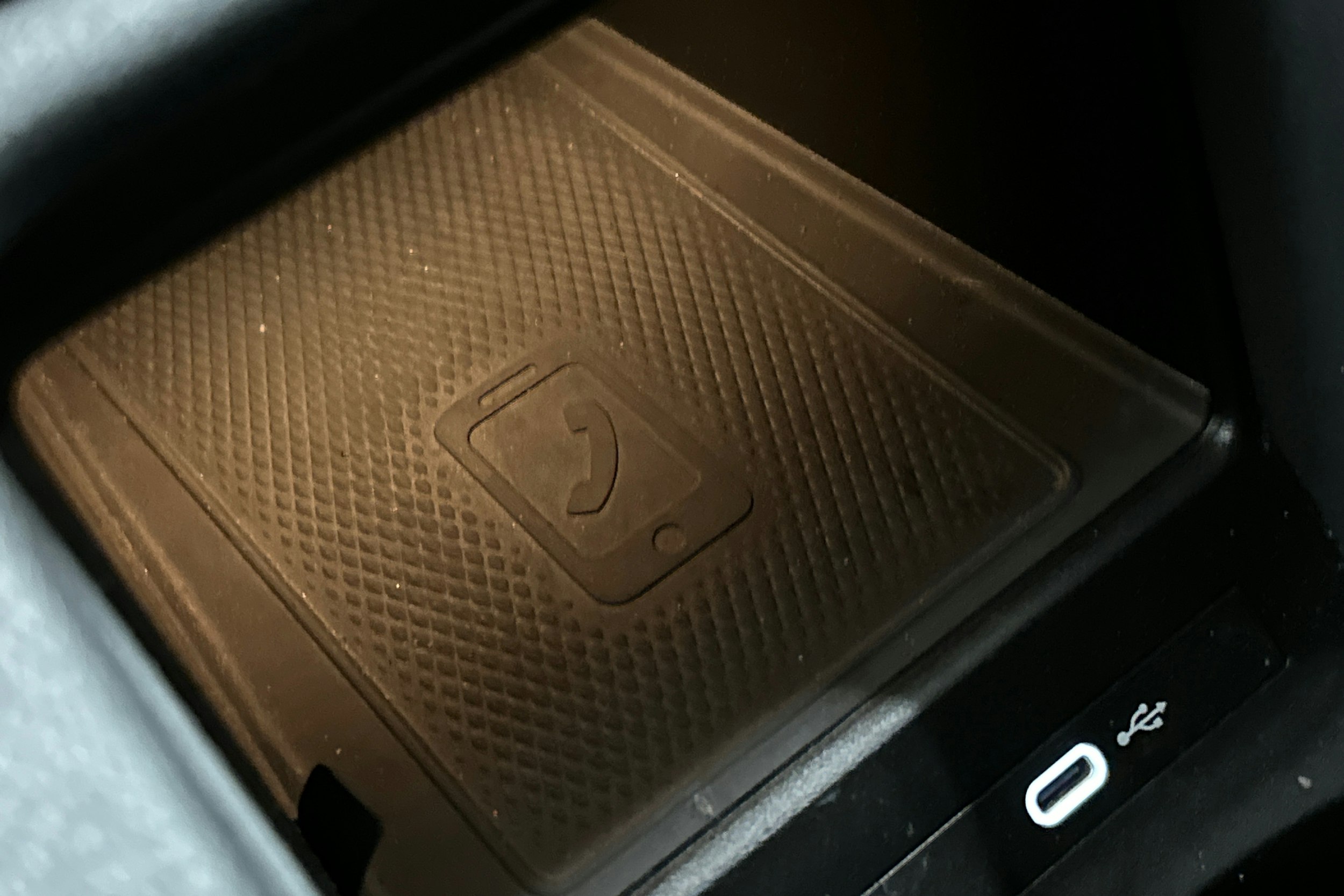 harmaa Volkswagen ID.4 2023 kuva 22.