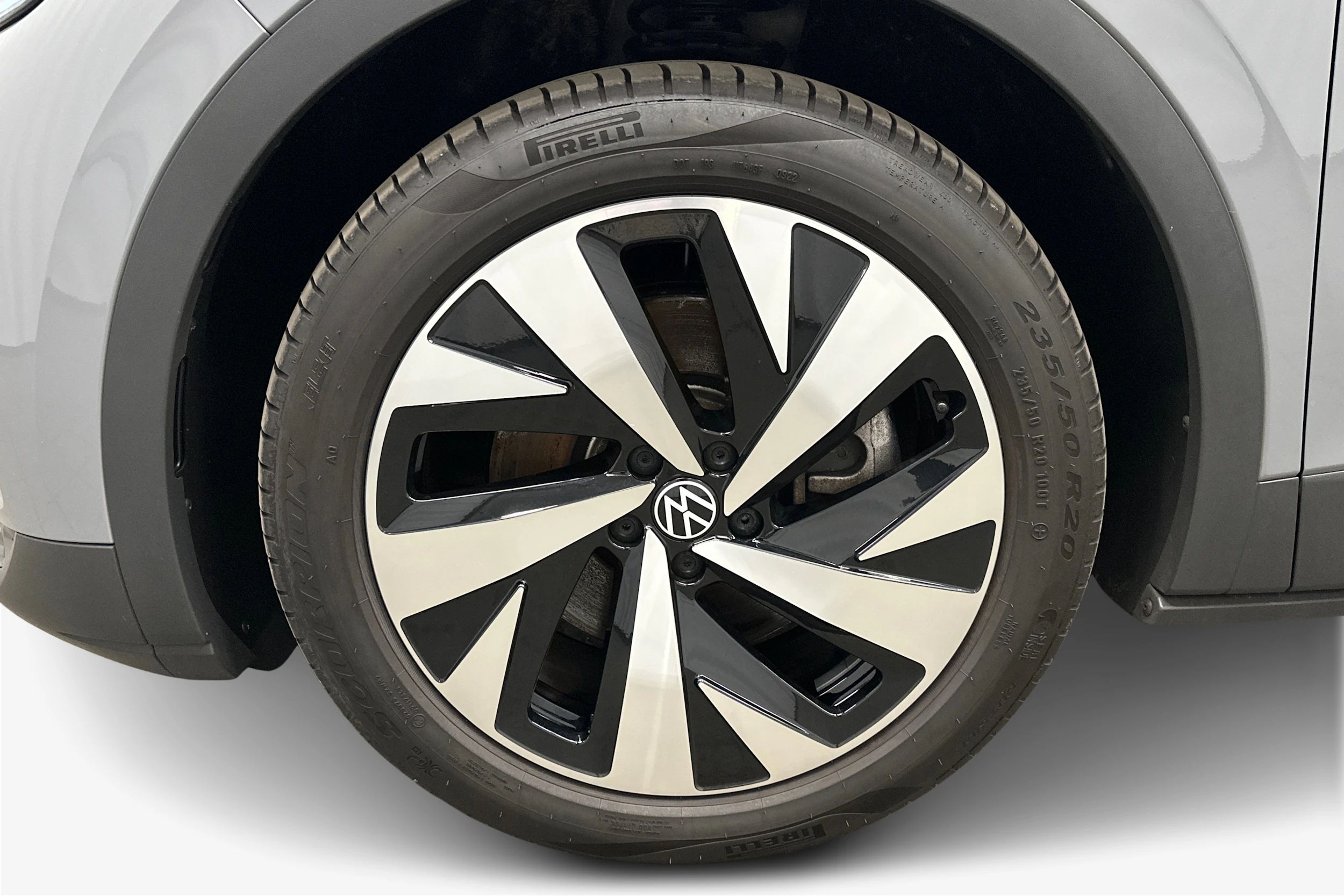 harmaa Volkswagen ID.4 2022 kuva 9.
