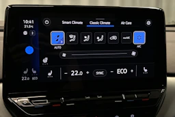 harmaa Volkswagen ID.4 2022 kuva 28.