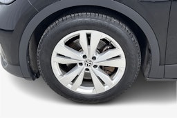 musta Volkswagen ID.4 2022 kuva 9.