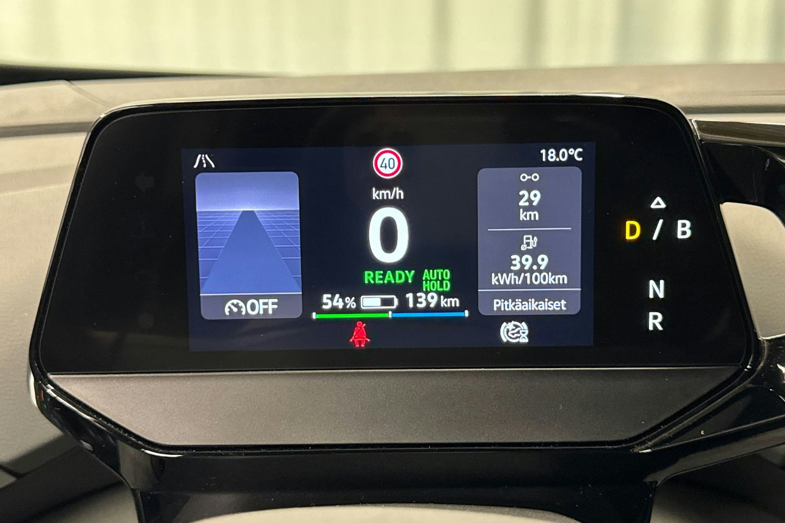 musta Volkswagen ID.4 2022 kuva 12.