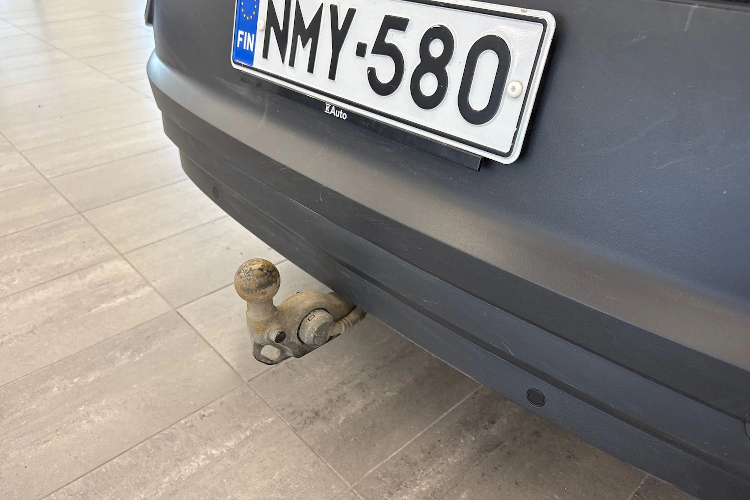 harmaa Volkswagen ID.4 2022 kuva 16.