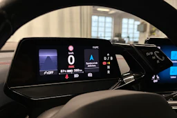 valkoinen Volkswagen ID.4 2022 kuva 17.