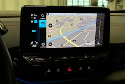 valkoinen Volkswagen ID.4 2022 kuva 18.