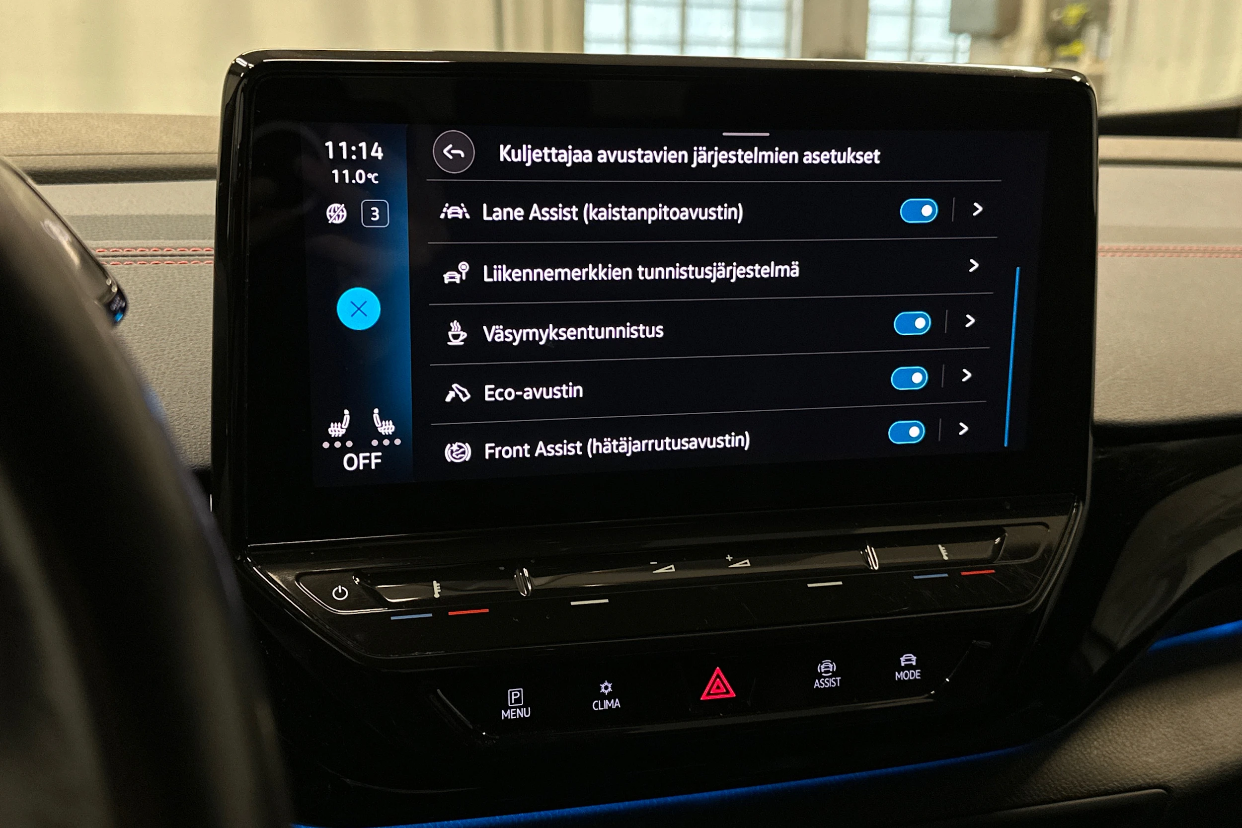 valkoinen Volkswagen ID.4 2022 kuva 20.
