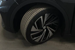 harmaa Volkswagen ID.4 2022 kuva 10.