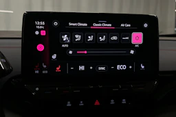 harmaa Volkswagen ID.4 2022 kuva 30.