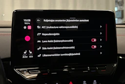 harmaa Volkswagen ID.4 2022 kuva 27.