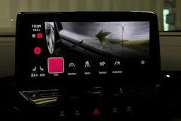 harmaa Volkswagen ID.4 2022 kuva 32.