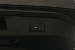 harmaa Volkswagen ID.4 2022 kuva 39.