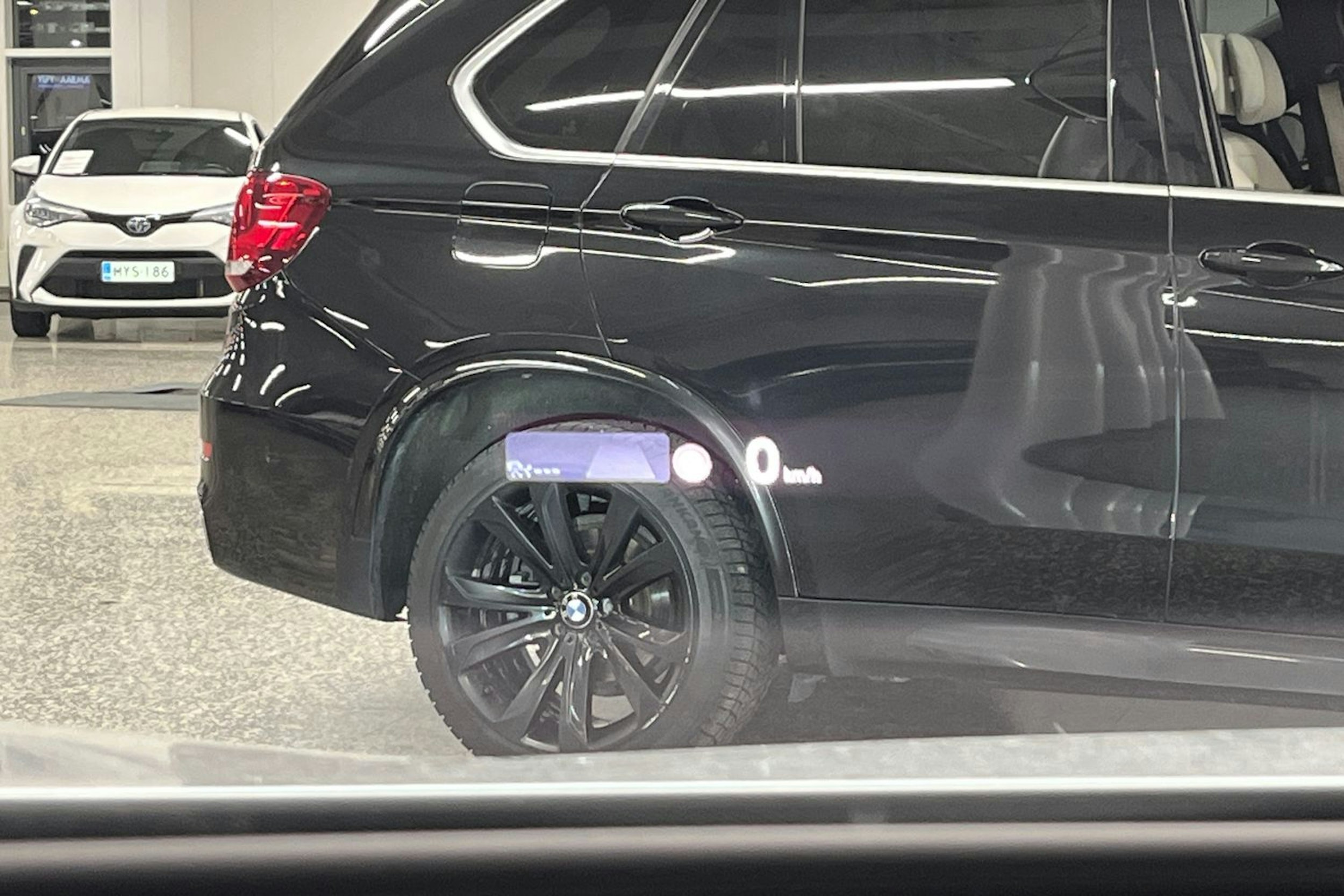 hopea Volkswagen ID.4 2022 kuva 21.