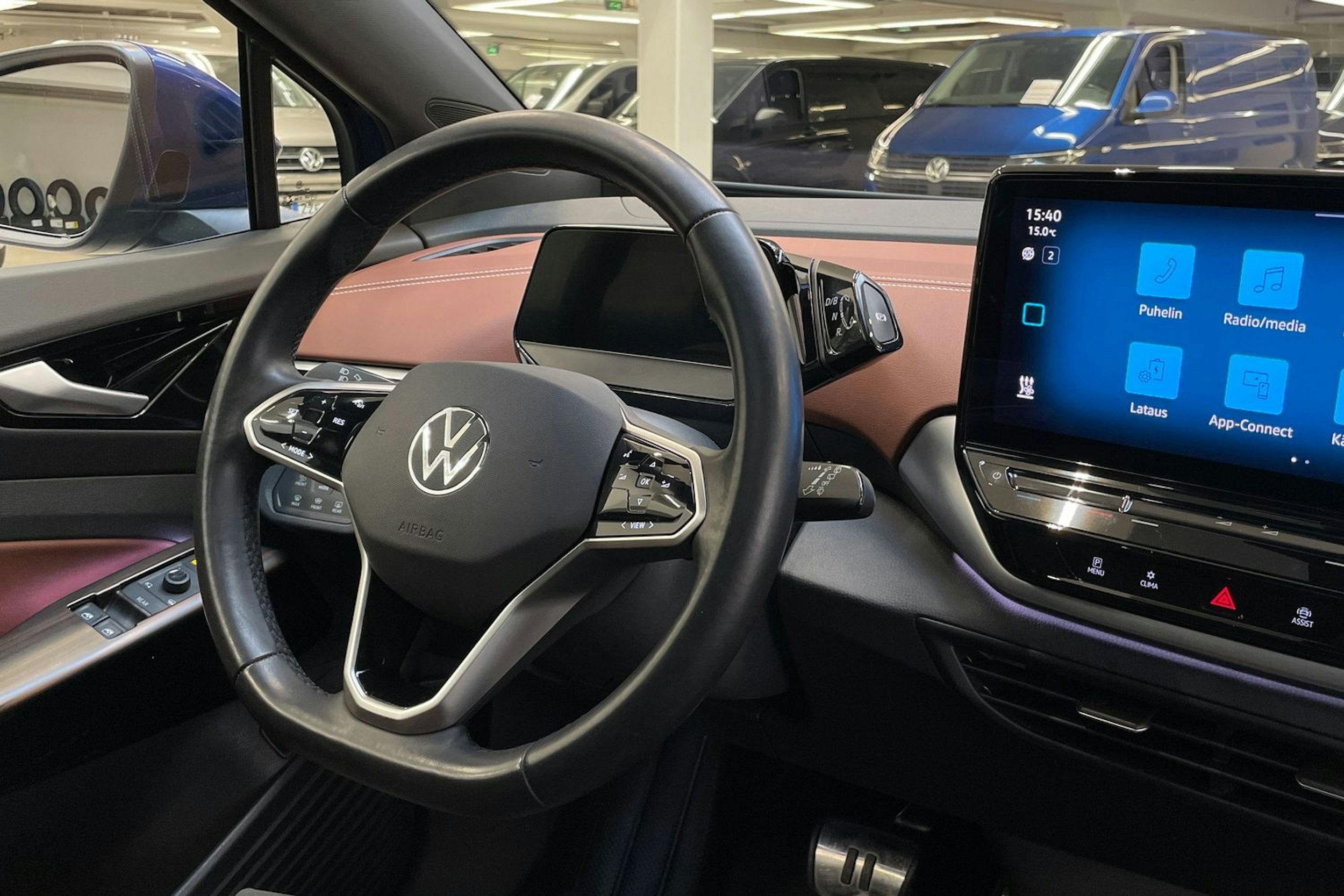 sininen Volkswagen ID.4 2022 kuva 15.