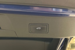 sininen Volkswagen ID.4 2022 kuva 17.