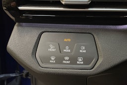 sininen Volkswagen ID.4 2022 kuva 20.