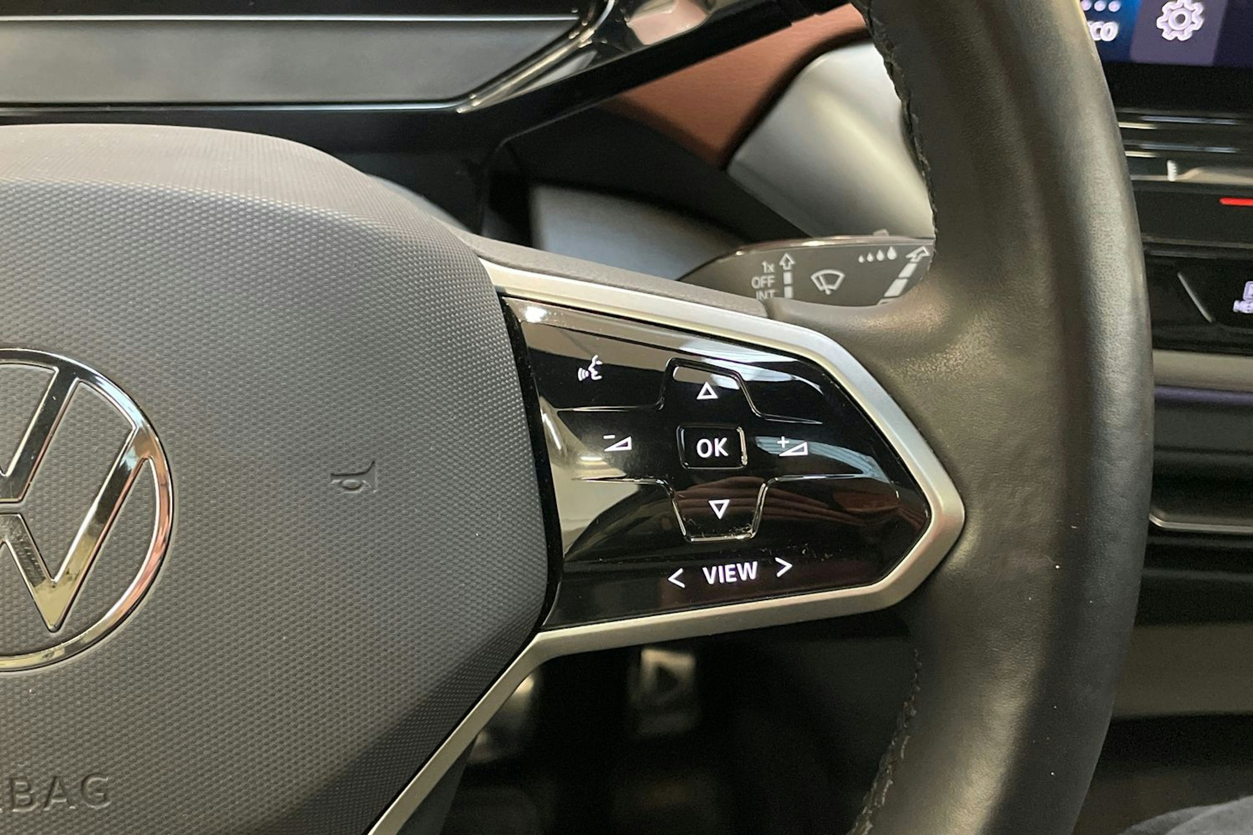 sininen Volkswagen ID.4 2022 kuva 23.