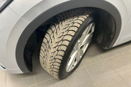 hopea Volkswagen ID.4 2022 kuva 10.