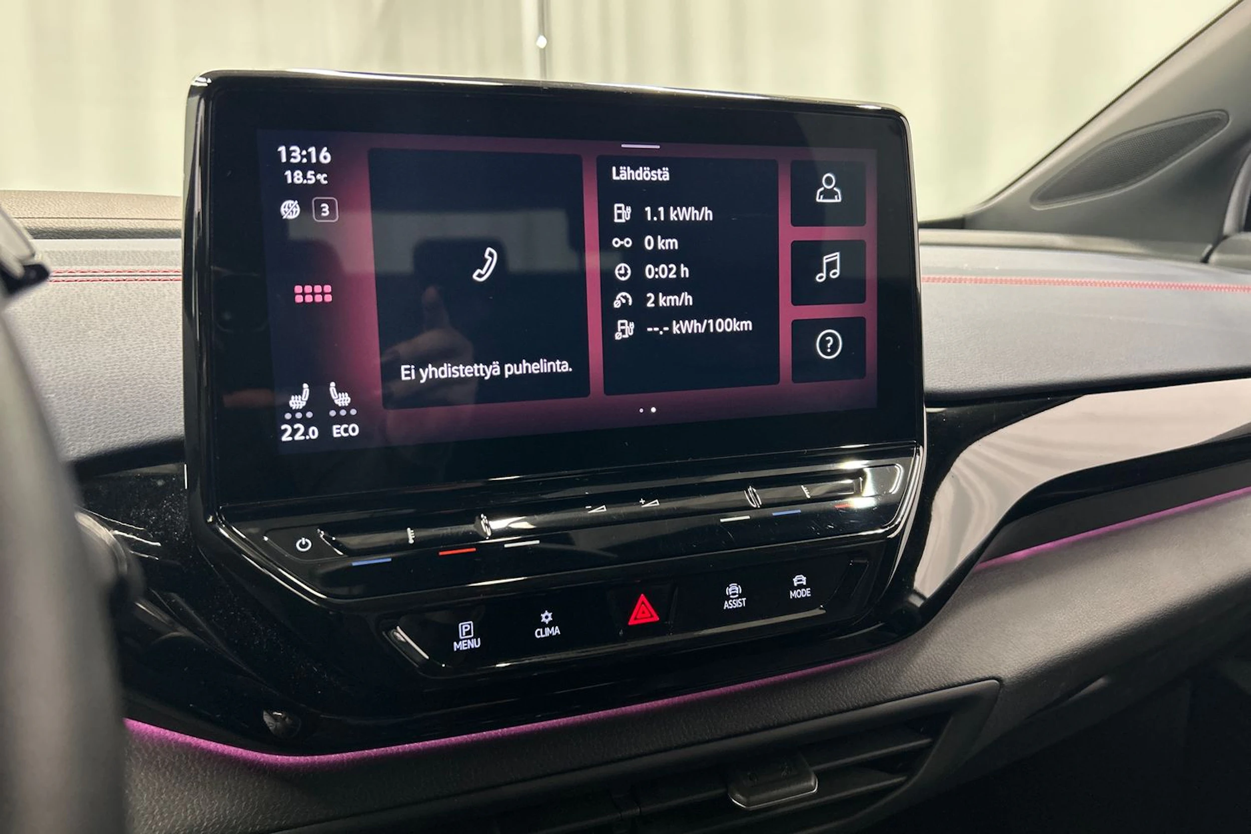 hopea Volkswagen ID.4 2022 kuva 18.