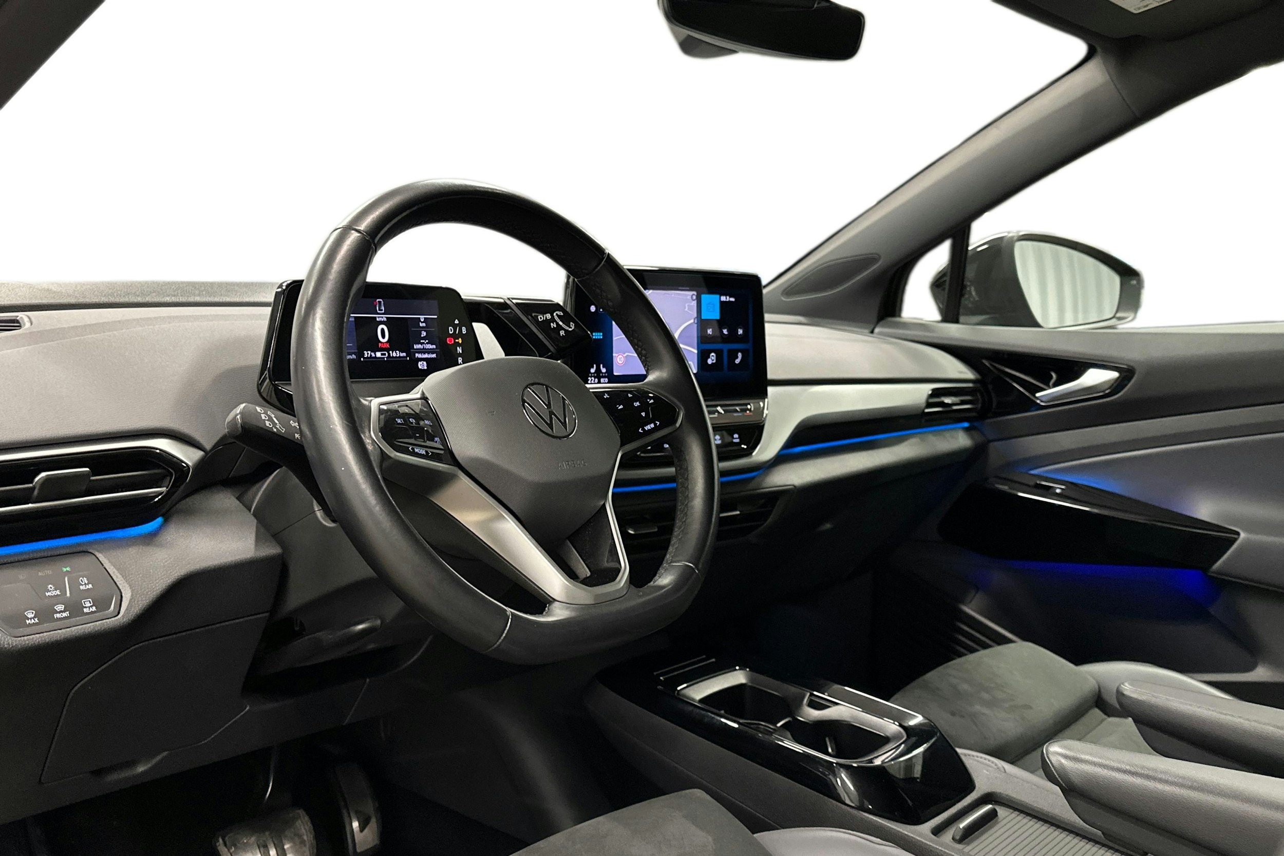 musta Volkswagen ID.4 2022 kuva 6.