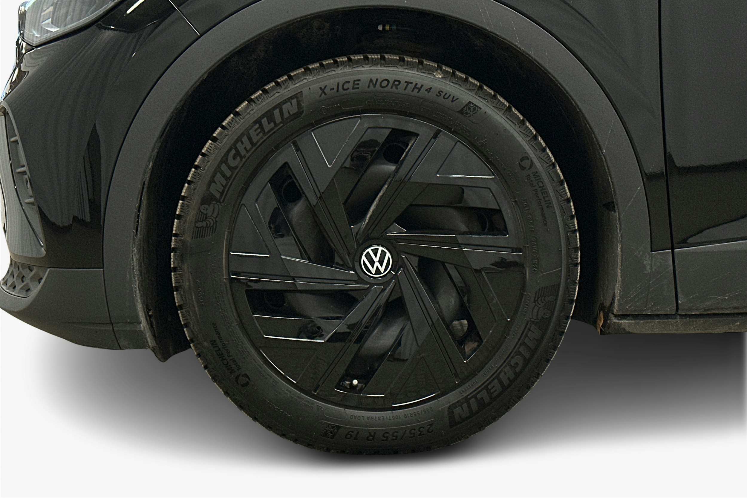 musta Volkswagen ID.4 2022 kuva 9.