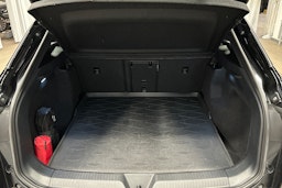 musta Volkswagen ID.4 2022 kuva 11.