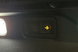 musta Volkswagen ID.4 2022 kuva 13.