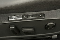 musta Volkswagen ID.4 2022 kuva 17.