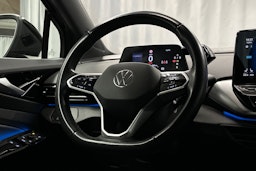 musta Volkswagen ID.4 2022 kuva 18.