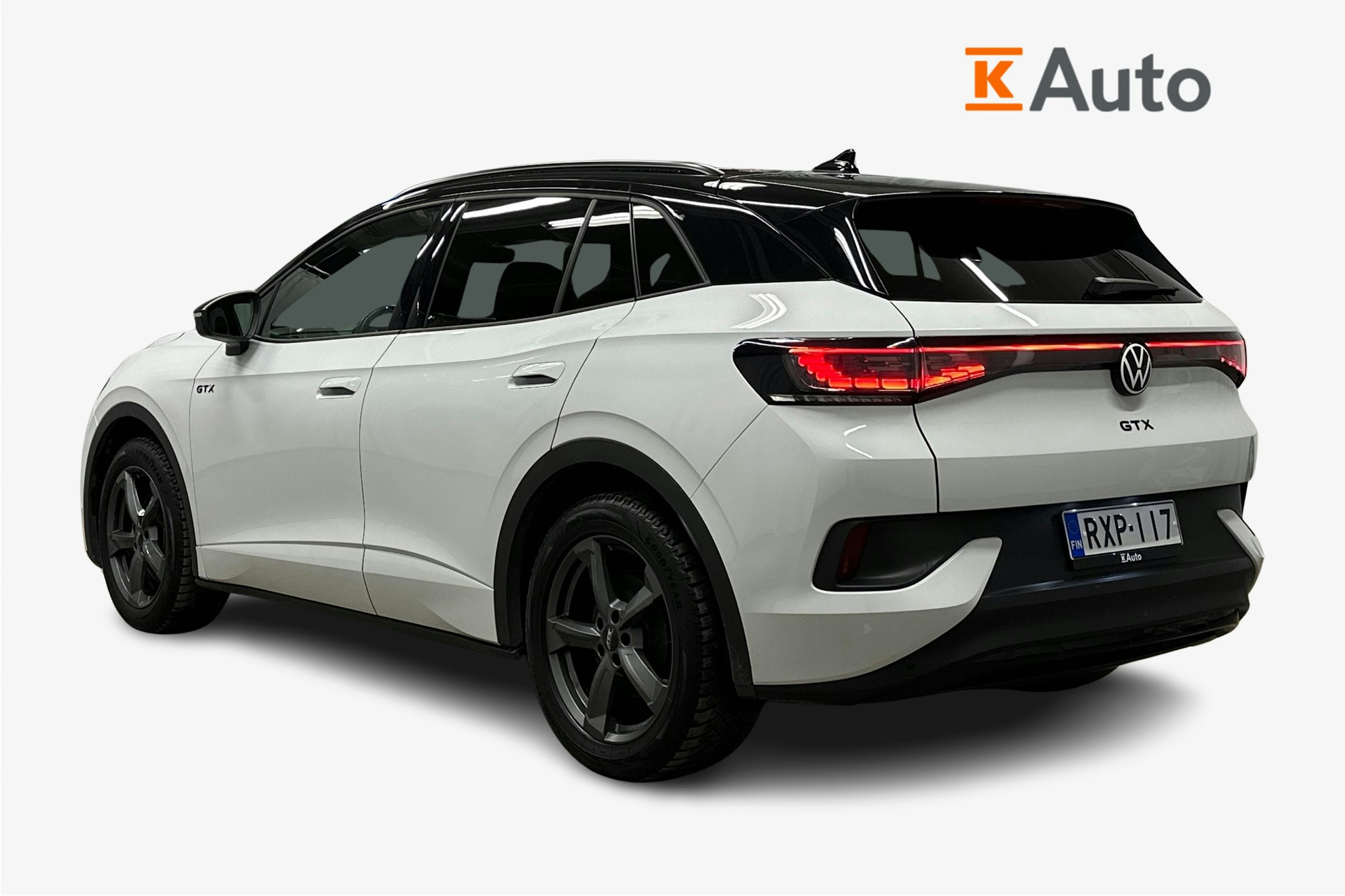 valkoinen Volkswagen ID.4 2023 kuva 2.