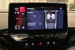 valkoinen Volkswagen ID.4 2023 kuva 25.