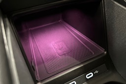 valkoinen Volkswagen ID.4 2023 kuva 29.