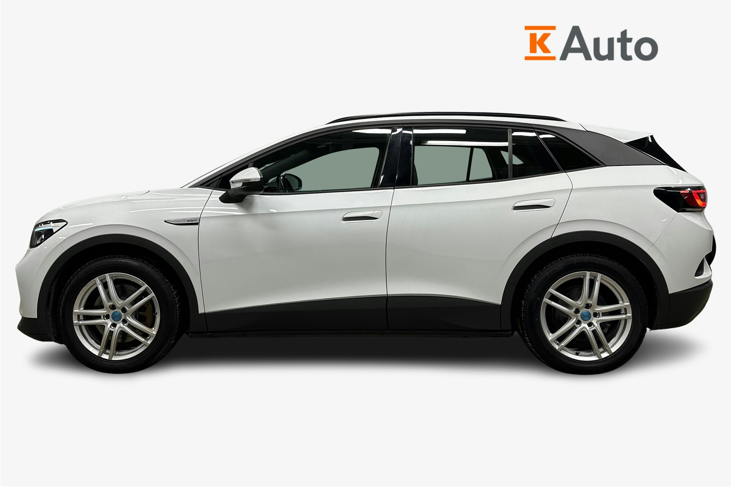 valkoinen Volkswagen ID.4 2022 kuva 6.