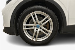 valkoinen Volkswagen ID.4 2022 kuva 11.